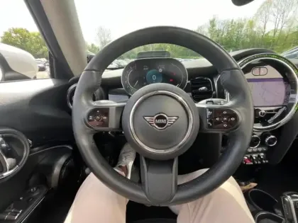 Photo 6 Mini Mini Gén. III (F56) Ph3 Edition Premium Plus 3