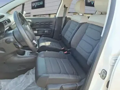 Photo 8 Citroën C3  1.2 PureTech 110ch S&S Shine 120-123g