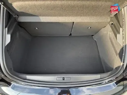 Photo 13 Peugeot 208  1.2 Hybrid 145ch Allure e-DCS6