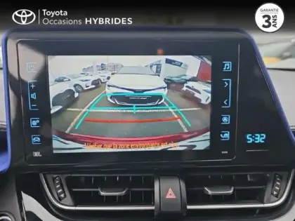 Photo 8 Toyota C-HR  122h Graphic 2WD E-CVT RC18