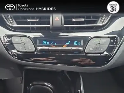 Photo 10 Toyota C-HR  122h Graphic 2WD E-CVT RC18