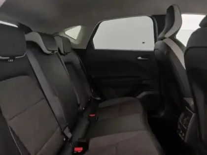 Photo 14 Renault Captur  1.6 E-Tech hybride 145ch Techno