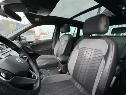 Photo 5 Volkswagen Tiguan  2.0 TDI 150ch R-Line DSG7