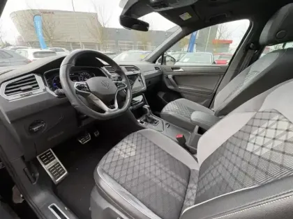 Photo 7 Volkswagen Tiguan  2.0 TDI 150ch R-Line DSG7