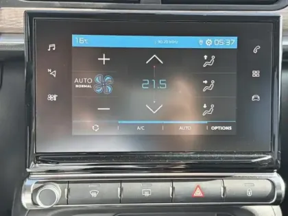 Photo 12 Citroën C3  1.2 PureTech 110ch S&S Shine 120-123g