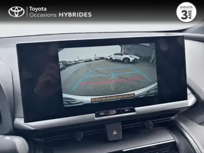 Photo 8 Toyota C-HR  2.0 Hybride Rechargeable 225ch Graphic MY26