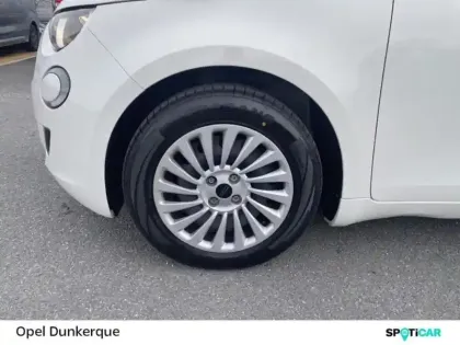 Photo 8 Fiat 500  e 95ch Action