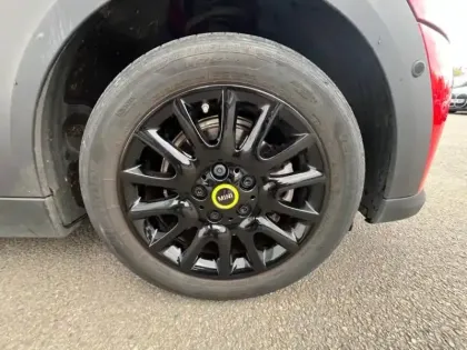 Photo 8 Mini Mini Gén. III (F56) Ph3 Edition Premium Plus 3