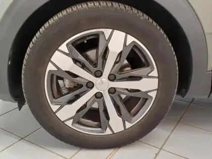 Photo 8 Peugeot 3008  1.2 PureTech 130ch E6.c Allure S&S