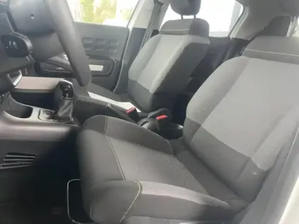 Photo 8 Citroën C3  1.2 PureTech 83ch S&S Shine