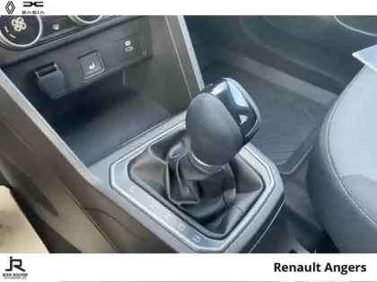 Photo 5 Dacia Jogger  1.6 hybrid 140ch Extreme 7 places -24