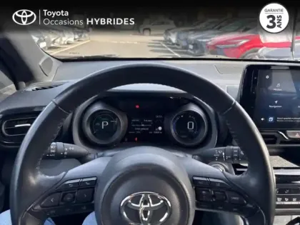 Photo 12 Toyota Yaris  Cross 116h Design Attelage