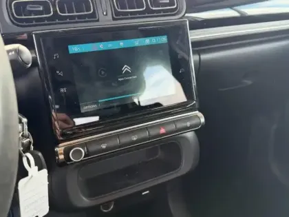 Photo 12 Citroën C3  1.2 PureTech 83ch S&S Shine