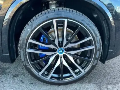 Photo 9 BMW X5  xDrive45e 394ch M Sport 17cv