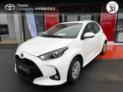 Photo Toyota Yaris 116h Dynamic Business 5p + Programme Beyond Zero Academy My22 Business