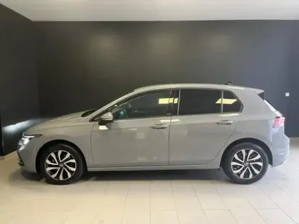 Photo 7 Volkswagen Golf  1.5 eTSI OPF 130ch Active DSG7