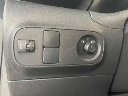 Photo 10 Citroën C3  1.2 PureTech 83ch S&S Feel Pack