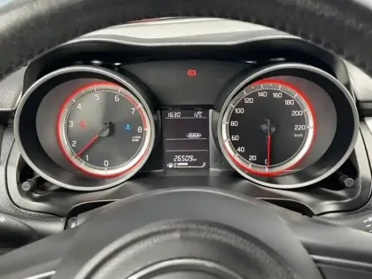 Photo 12 Suzuki Swift  1.2 Dualjet 90ch Privilège Euro6d-T