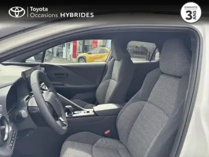 Photo 10 Toyota C-HR  2.0 Hybride Rechargeable 225ch Graphic MY26