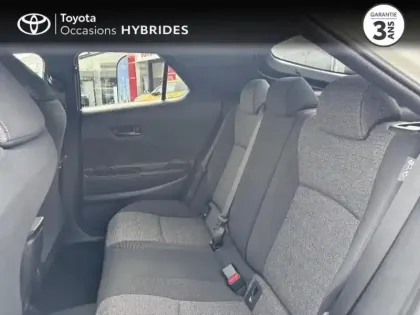 Photo 11 Toyota C-HR  2.0 Hybride Rechargeable 225ch Graphic MY26