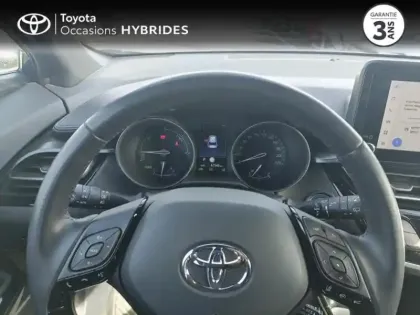 Photo 12 Toyota C-HR  1.8 Hybride 122ch Design E-CVT