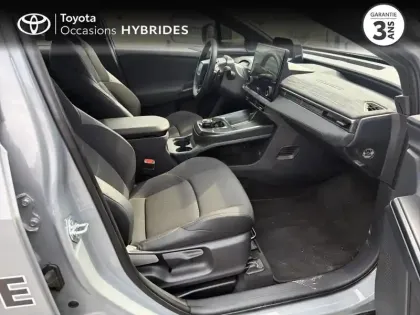 Photo 5 Toyota C-HR + 224ch 77kWh Design Grande Autonomie