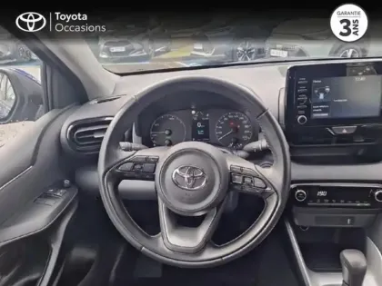 Photo 8 Toyota Yaris  116h Dynamic 5p MY22
