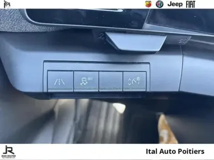 Photo 13 Renault Megane  E-Tech Electric EV60 220ch Techno super charge