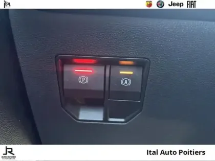 Photo 12 Renault Megane  E-Tech Electric EV60 220ch Techno super charge