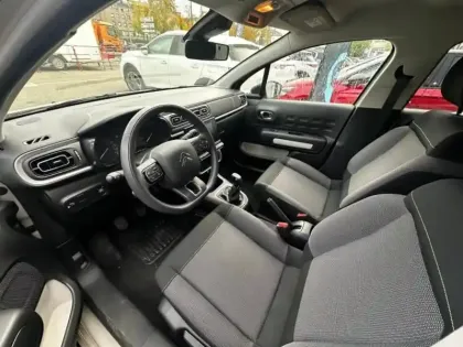 Photo 8 Citroën C3  1.2 PureTech 83ch S&S C-Series 123g