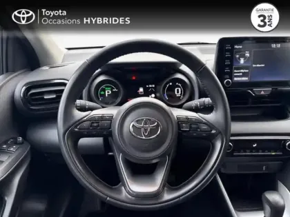 Photo 12 Toyota Yaris  116h Design 5p MY22