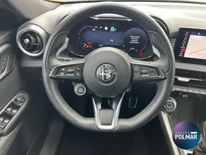 Photo 8 Alfa Romeo Tonale  1.3 PHEV 190ch Sprint AT6 e-Q4