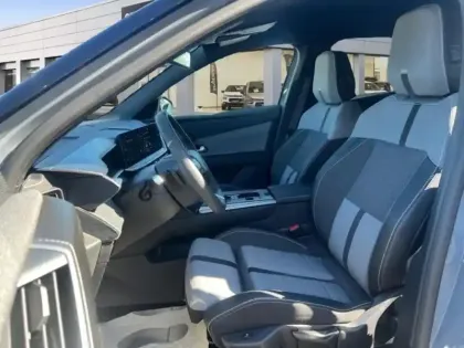 Photo 8 Opel Grandland  1.2 Turbo Hybrid 145ch Edition e-DCT6