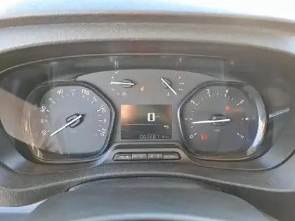 Photo 12 Citroën Jumpy  M BlueHDi 120 Confort S&S E6.d 9 Places