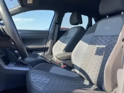 Photo 13 Volkswagen Polo  1.0 TSI 116ch R-Line DSG7