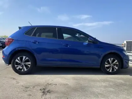 Photo 5 Volkswagen Polo  1.0 TSI 116ch R-Line DSG7