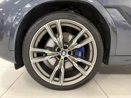 Photo 8 BMW X6  M50iA 530ch