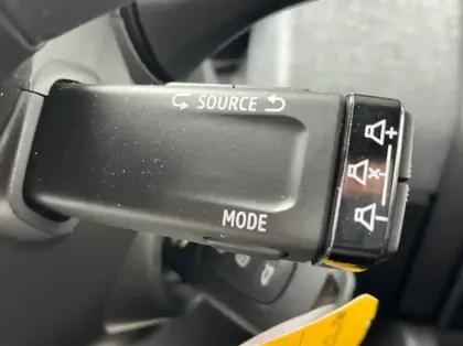 Photo 27 Renault Clio 1.5 dCi 100ch Evolution - 25