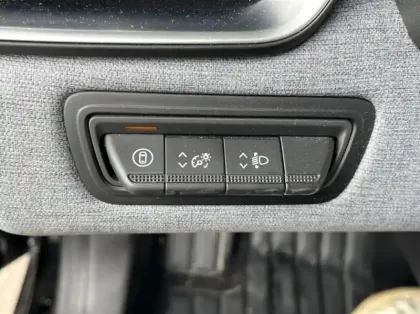 Photo 14 Renault Clio 1.5 dCi 100ch Evolution - 25