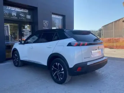 Photo 20 Peugeot 2008 e- II ELECTRIQUE GT