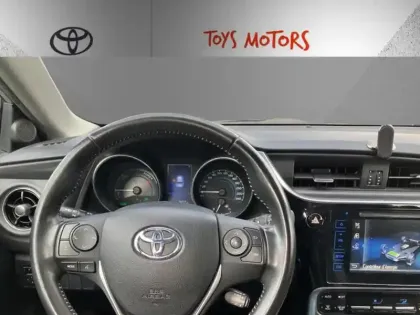Photo 13 Toyota Auris Hybride 136h Dynamic