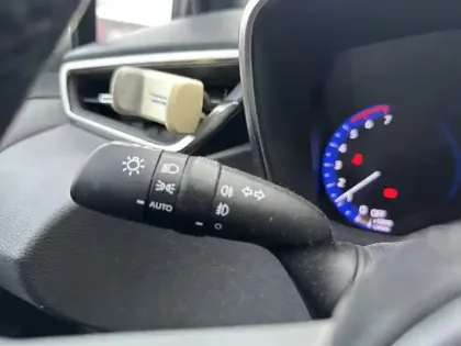 Photo 19 Toyota Corolla Hybride 122h Dynamic 1.8 122 ch