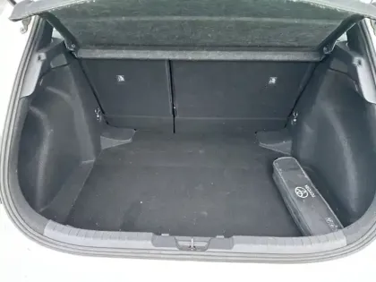 Photo 8 Toyota Corolla Hybride 122h Dynamic 1.8 122 ch