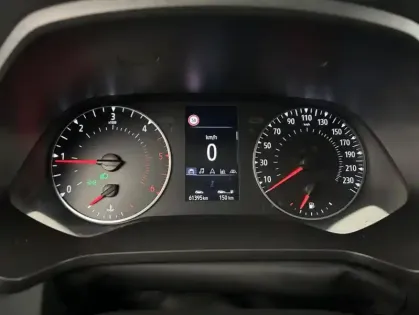 Photo 16 Renault Captur Blue dCi 115 Business 5p