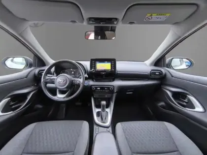 Photo 22 Toyota Yaris Hybride 116h Dynamic Business Beyond Zer