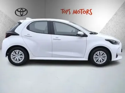 Photo 7 Toyota Yaris Hybride 116h Dynamic Business Beyond Zer