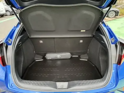 Photo 8 Toyota C-HR 1.8 Hybride 122 Edition ch