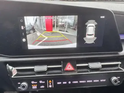 Photo 5 Kia Niro 64 KWh Premium 204 cv