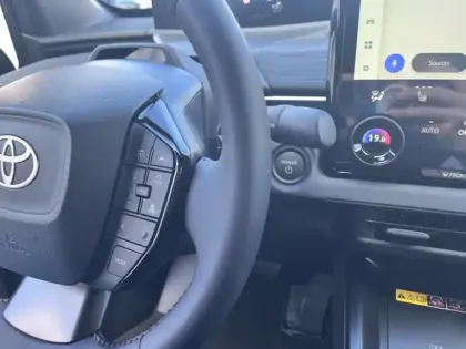 Photo 12 Toyota C-HR Design Grande Autonomie 77 kWh 224ch +