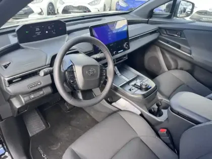 Photo 9 Toyota C-HR Design Grande Autonomie 77 kWh 224ch +